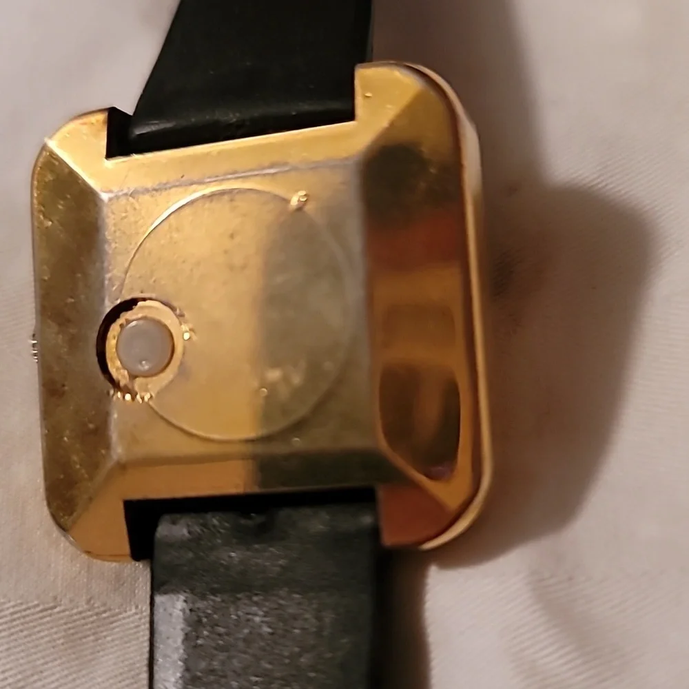 Anker KR Vintage Watch‎ Mechanical Wind-Up Watch With Black Patent Leather Band